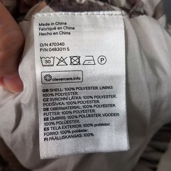 H&M Skirt Women's Size 8 Chiffon Leaf Printed Lined Pull On Skirt Neutral Colors - Picture 3 of 11